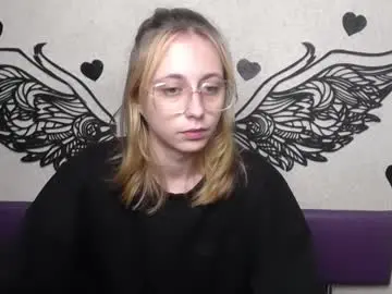 Chaturbate Live Sex Cam of tracyleebb