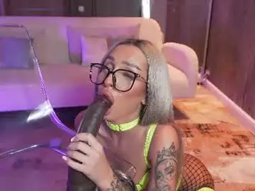 Chaturbate Sex Chat of ariannaxo_