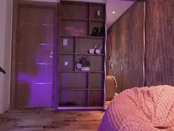 Chaturbate Best live sex cam show of ariannaxo_