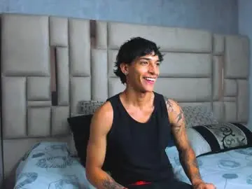 Chaturbate Free Live Porn of croy_myer