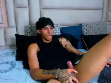 Chaturbate Free Live Porn of croy_myer