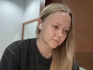 Chaturbate Free Porn Cam of babyytonight