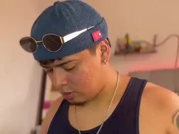 Chaturbate Free Live Porn of drakenn_