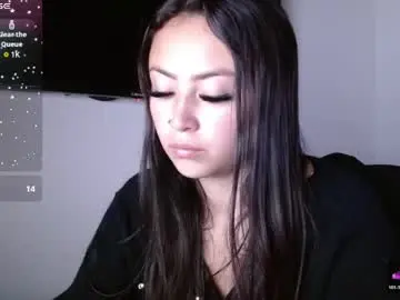 Chaturbate Live Sex Cam of holly_rose69