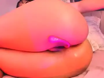 Chaturbate Free Live Porn of honeyy_01