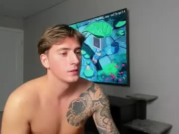 Chaturbate Live Sex Cam of krishort