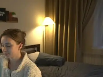 Chaturbate Free Porn Cam of 2girls_1dream