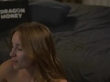 Chaturbate Live Porn of 2girls_1dream