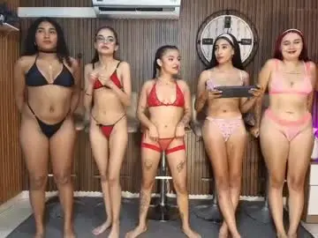 Chaturbate Live Sex Cam of canelasquirtxxx