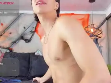 Chaturbate Live Sex Cam of faceofbabyyy