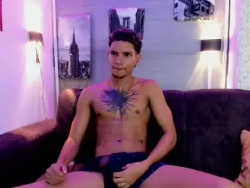 Chaturbate Best live sex cam show of kai_storm7