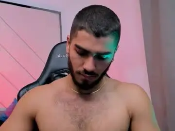 Chaturbate Free Porn Cam of francobanderas1