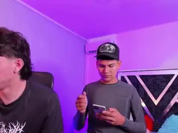 Chaturbate Adult Webcams of handsomeboys19