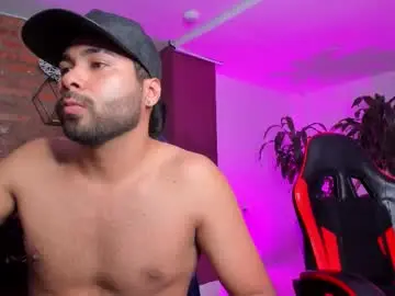 Chaturbate Nude Webcam of handsomeboys19