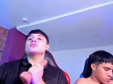 Chaturbate Best live sex cam show of handsomeboys19