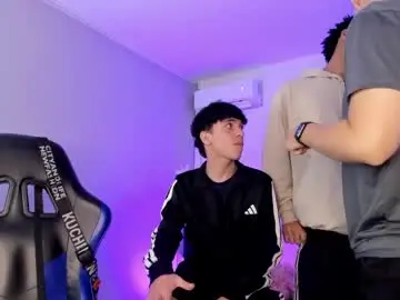 Chaturbate Live Porn of handsomeboys19