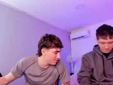 Chaturbate Best live sex cam show of handsomeboys19