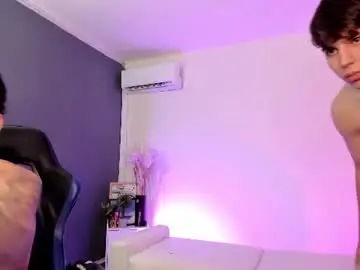 Chaturbate Free Porn Cam of handsomeboys19