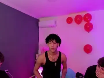 Chaturbate Adult Webcam of handsomeboys19