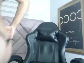 Chaturbate Live Sex Cam of red_angel_v