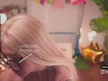 Chaturbate Free Porn Cam of tomie_san