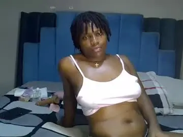 Chaturbate Sex Cam of melanin_moon