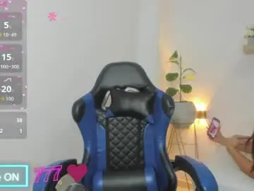 Chaturbate Best live sex cam show of naiara30_