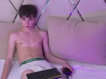 Chaturbate Best Webcam of moodcontroller