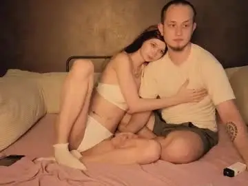 Chaturbate Live Porn of pearl_couple