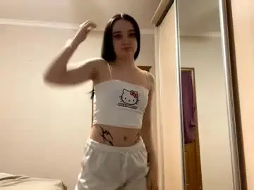 Chaturbate Live Sex Cam of thaliakuchem