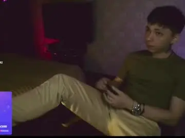 Chaturbate Adult Webcams of emveeboy96