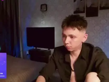 Chaturbate Private Sex Chat of emveeboy96