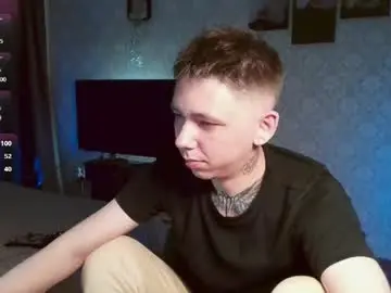 Chaturbate Watch Live Sex Cams of emveeboy96