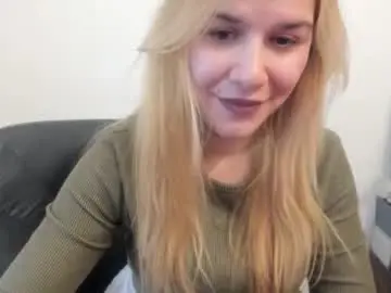 Chaturbate Private Sex Chat of artsyandcraftsy_