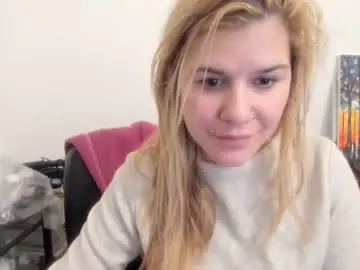 Chaturbate Sex Chat of artsyandcraftsy_