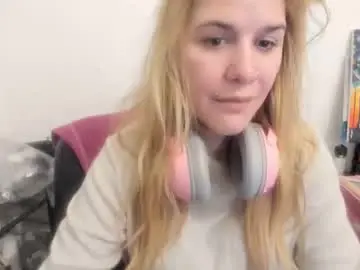 Chaturbate Adult Video Chat of artsyandcraftsy_