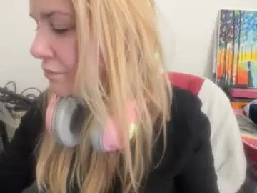 Chaturbate Adult Video Chat of artsyandcraftsy_