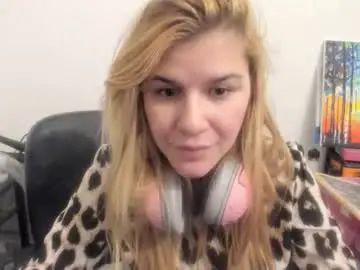 Chaturbate Adult Webcam of artsyandcraftsy_