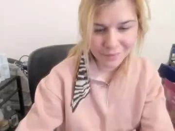 Chaturbate Adult Webcam of artsyandcraftsy_