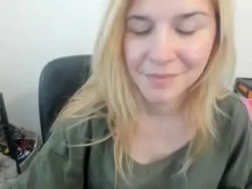 Chaturbate Adult Video Chat of artsyandcraftsy_