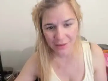 Chaturbate Sex Chat of artsyandcraftsy_