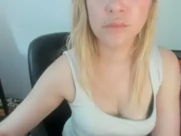 Chaturbate Nude Webcam of artsyandcraftsy_