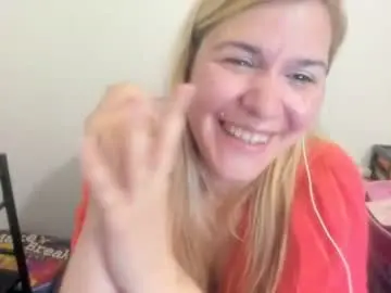 Chaturbate Sex Cam of artsyandcraftsy_