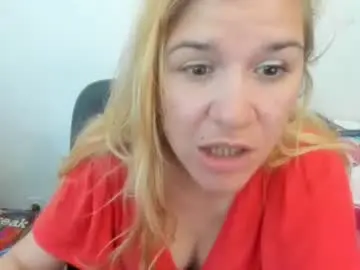 Chaturbate Nude Webcam of artsyandcraftsy_
