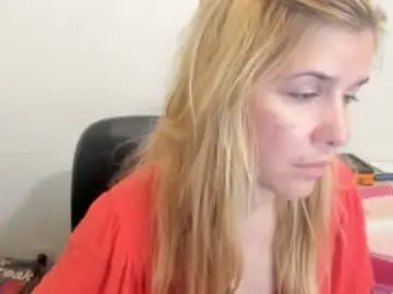 Chaturbate Watch Live Sex Cams of artsyandcraftsy_