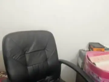 Chaturbate Best live sex cam show of artsyandcraftsy_