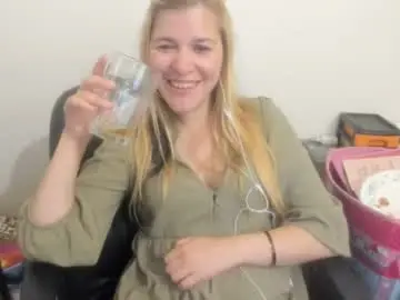 Chaturbate Nude Webcam of artsyandcraftsy_