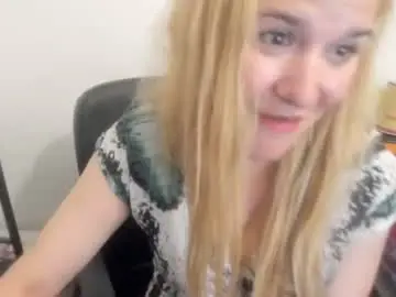 Chaturbate Watch Live Sex Cams of artsyandcraftsy_