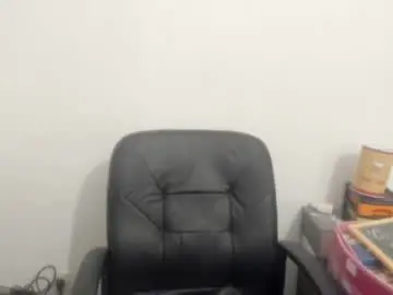 Chaturbate Nude Webcam of artsyandcraftsy_