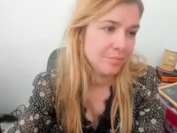Chaturbate Adult Webcams of artsyandcraftsy_